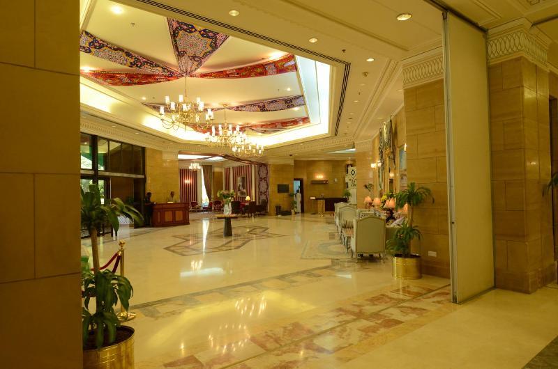 Отель Makkah Grand Coral Мекка Экстерьер фото
