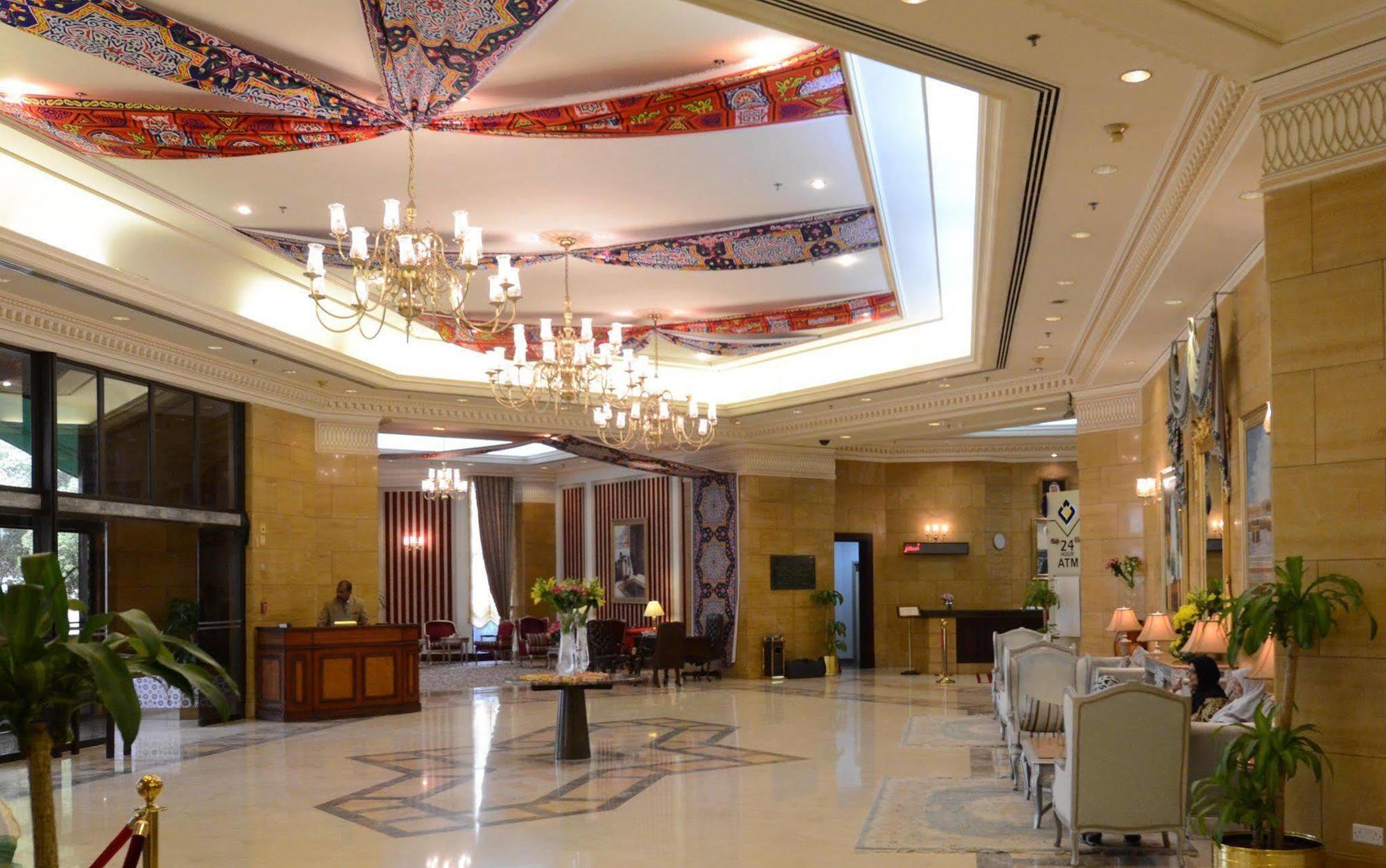Отель Makkah Grand Coral Мекка Экстерьер фото